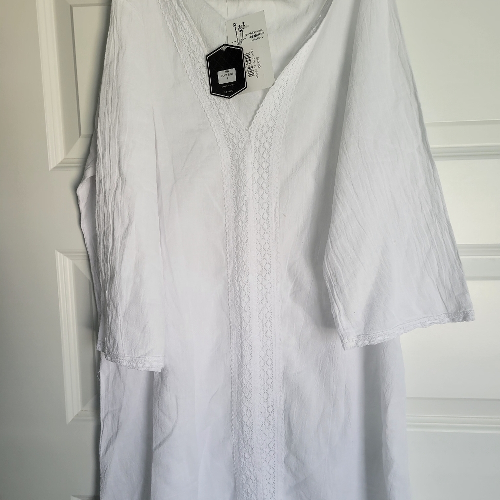 NWT Oliva Tunic